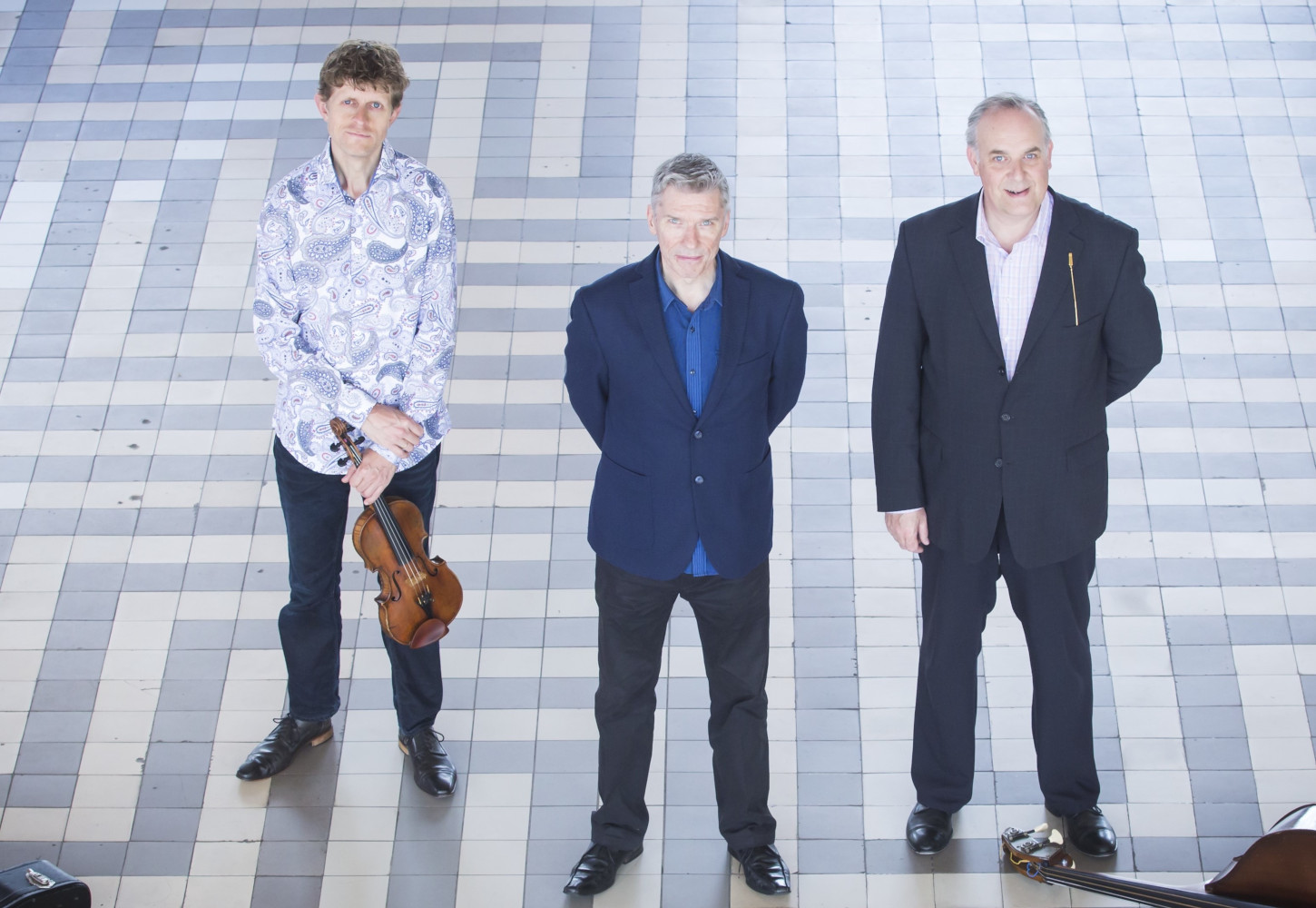 Tim Kliphuis Trio (violin, guitar and bass)